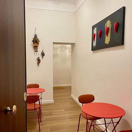 Casa Duchesca Bed & Breakfast เนเปิลส์ ภายนอก รูปภาพ